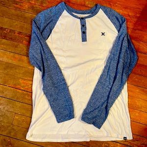 Hurly Raglan Long Sleeve Tee (M)